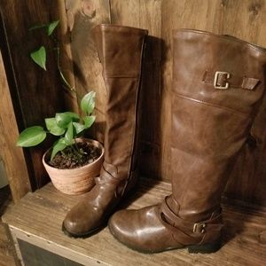 Tall boots size 8